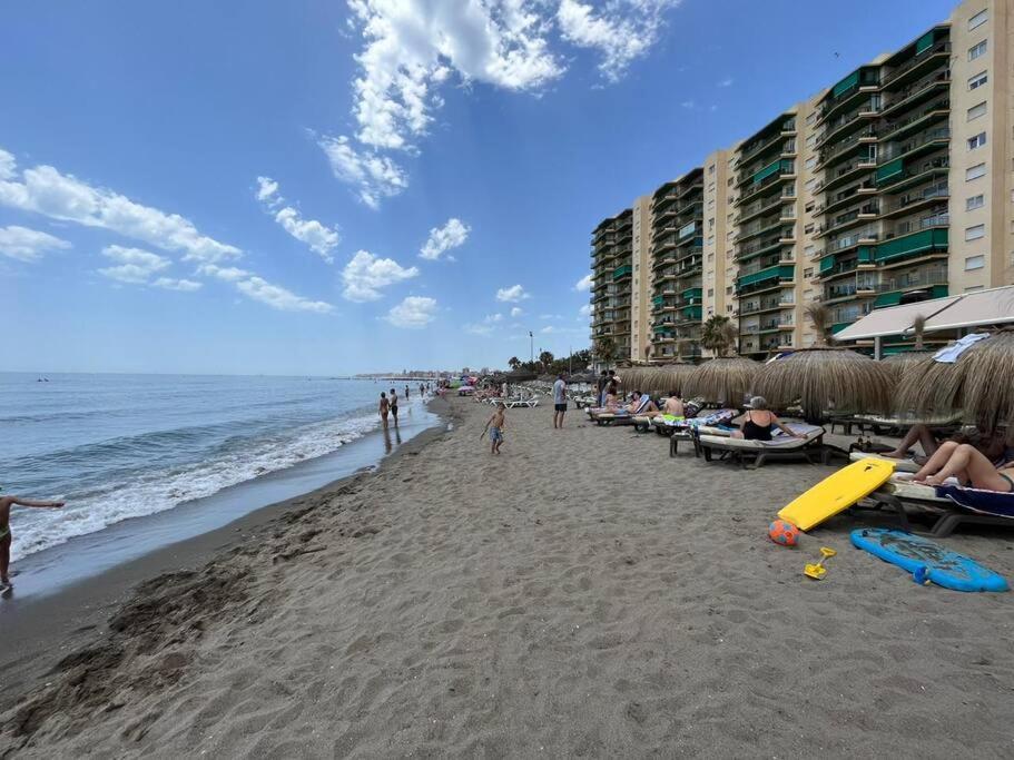 Apartamento En Playa Carvajal Fuengirola Exterior foto